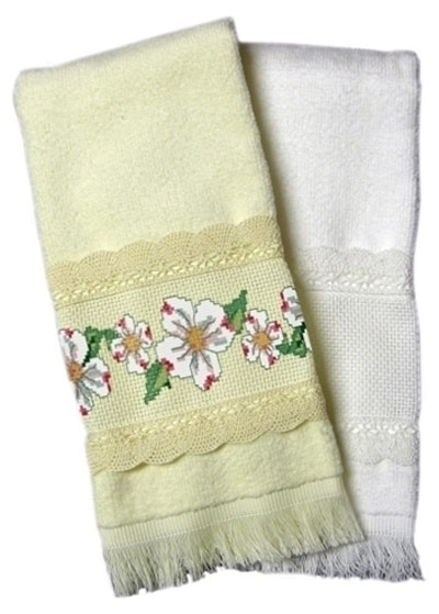 Lace Velour Fingertip Towel - Ecru Cross Stitch